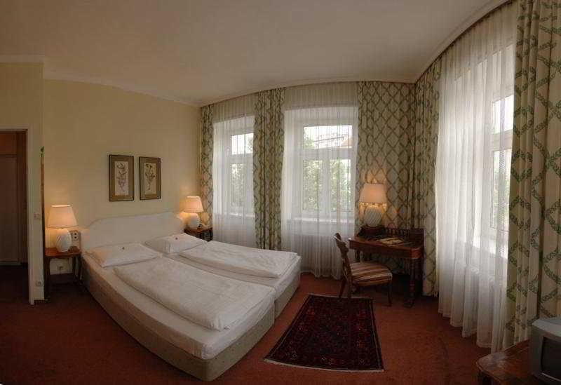 Hotel Vier Jahreszeiten Salzburg Bilik gambar